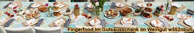 Spezialitätenteller mit "rheinhessischem Fingerfood" im Gutsausschank im Weingut w552nbuh in Nierstein in Rheinhessen